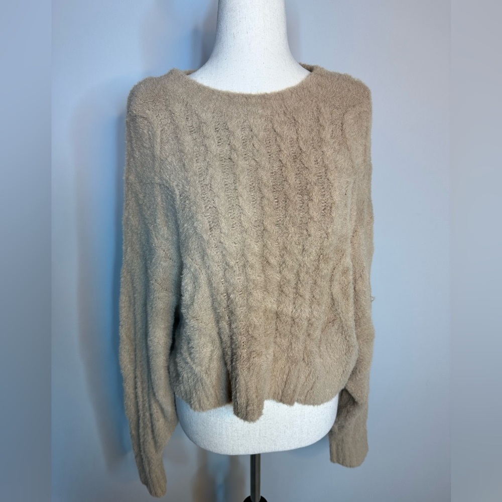 Sz L Aerie cropped camel tan crewneck cable knit soft sweater drop wide sleeve